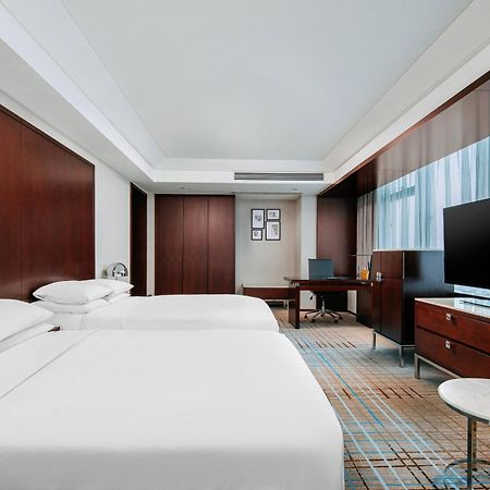 Renaissance Shanghai Zhongshan Park Hotel Exterior foto