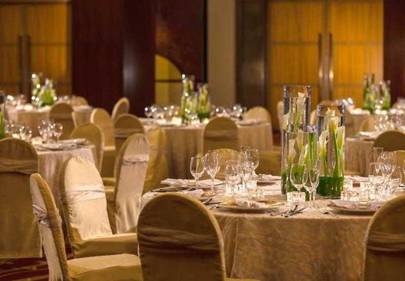 Renaissance Shanghai Zhongshan Park Hotel Restaurant foto
